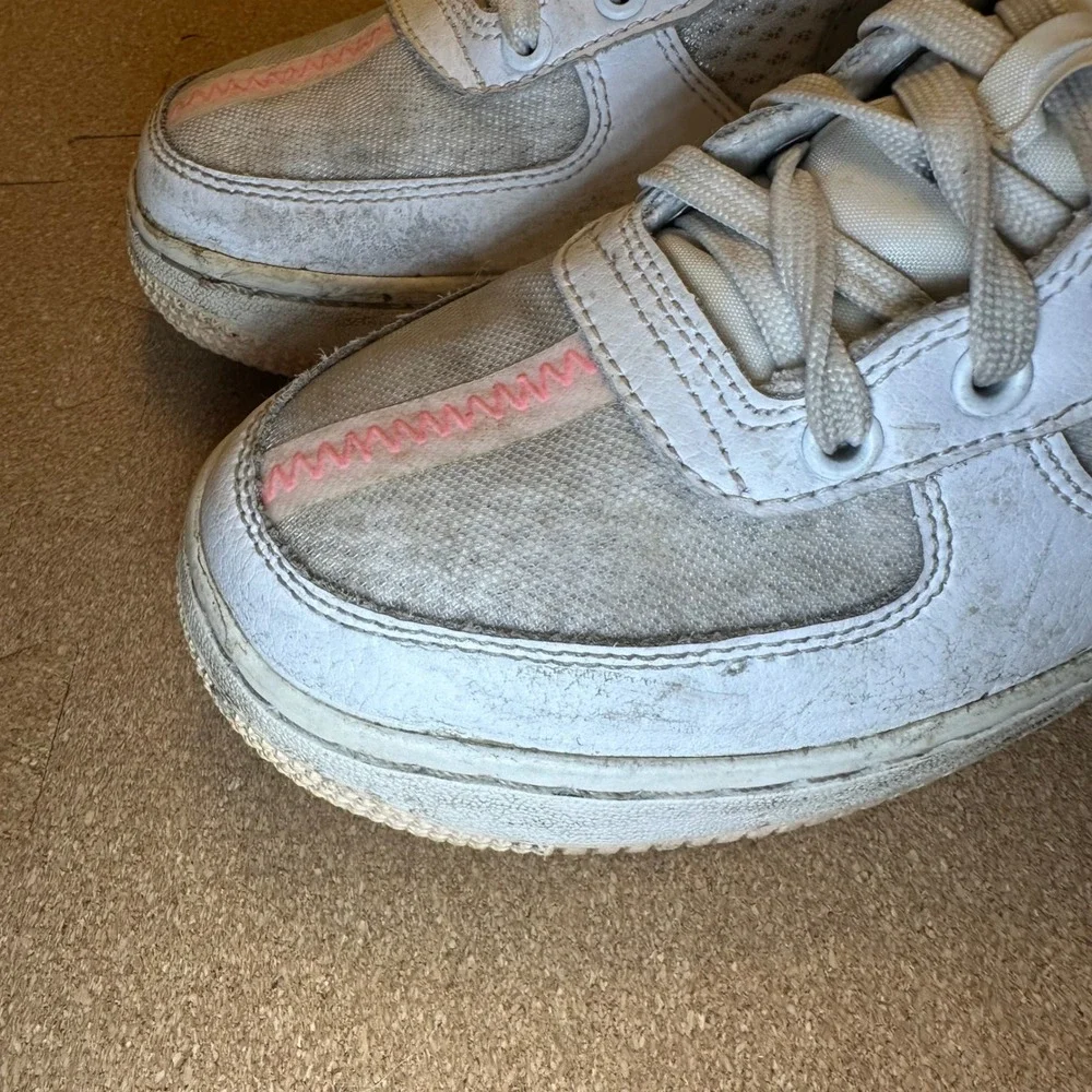 Nike Air Force 1 Low White Grey Pink Zig Zag AV0743-100 Kids 5.5Y Sneakers‎